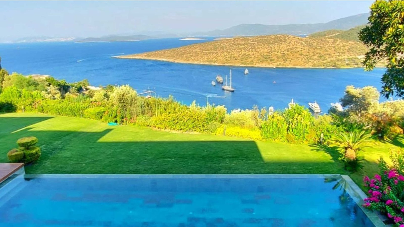 Villa in Bodrum, Muğla, Turkey 1 - 13974575
