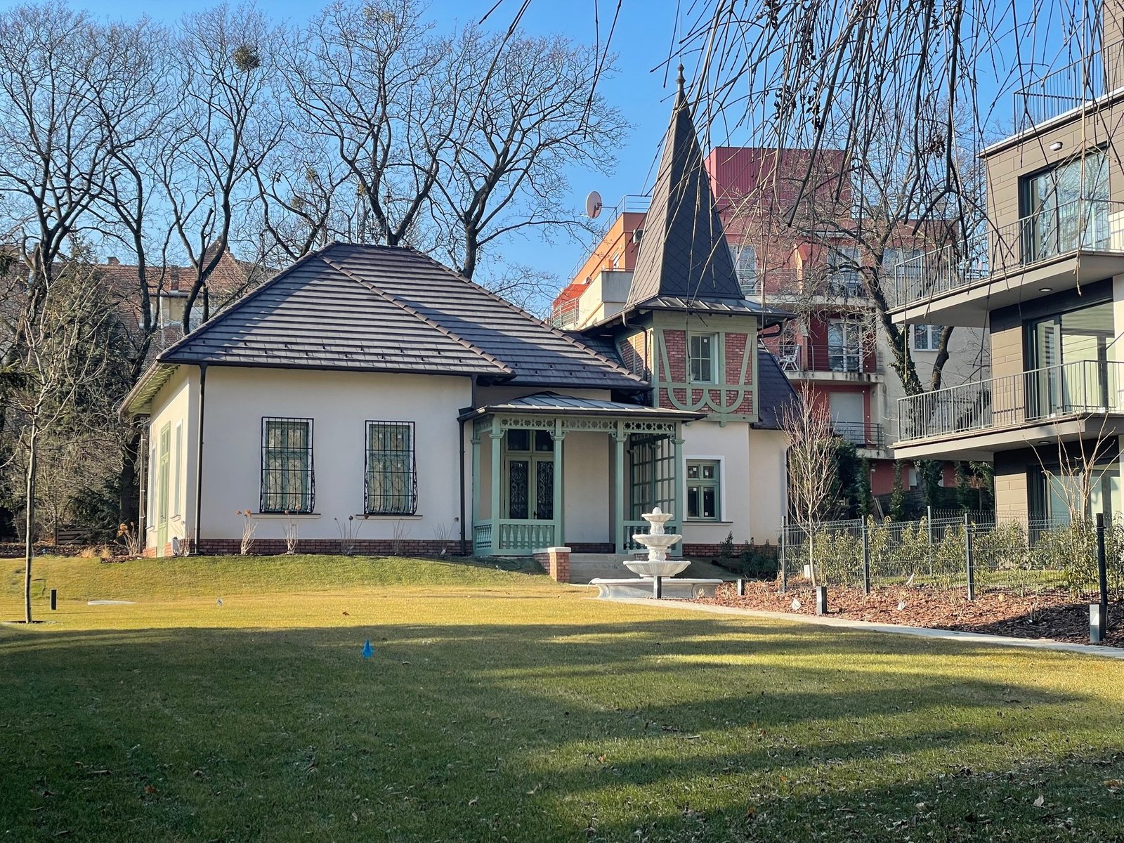 Villa in Budapest, Hungary 1 - 15249103