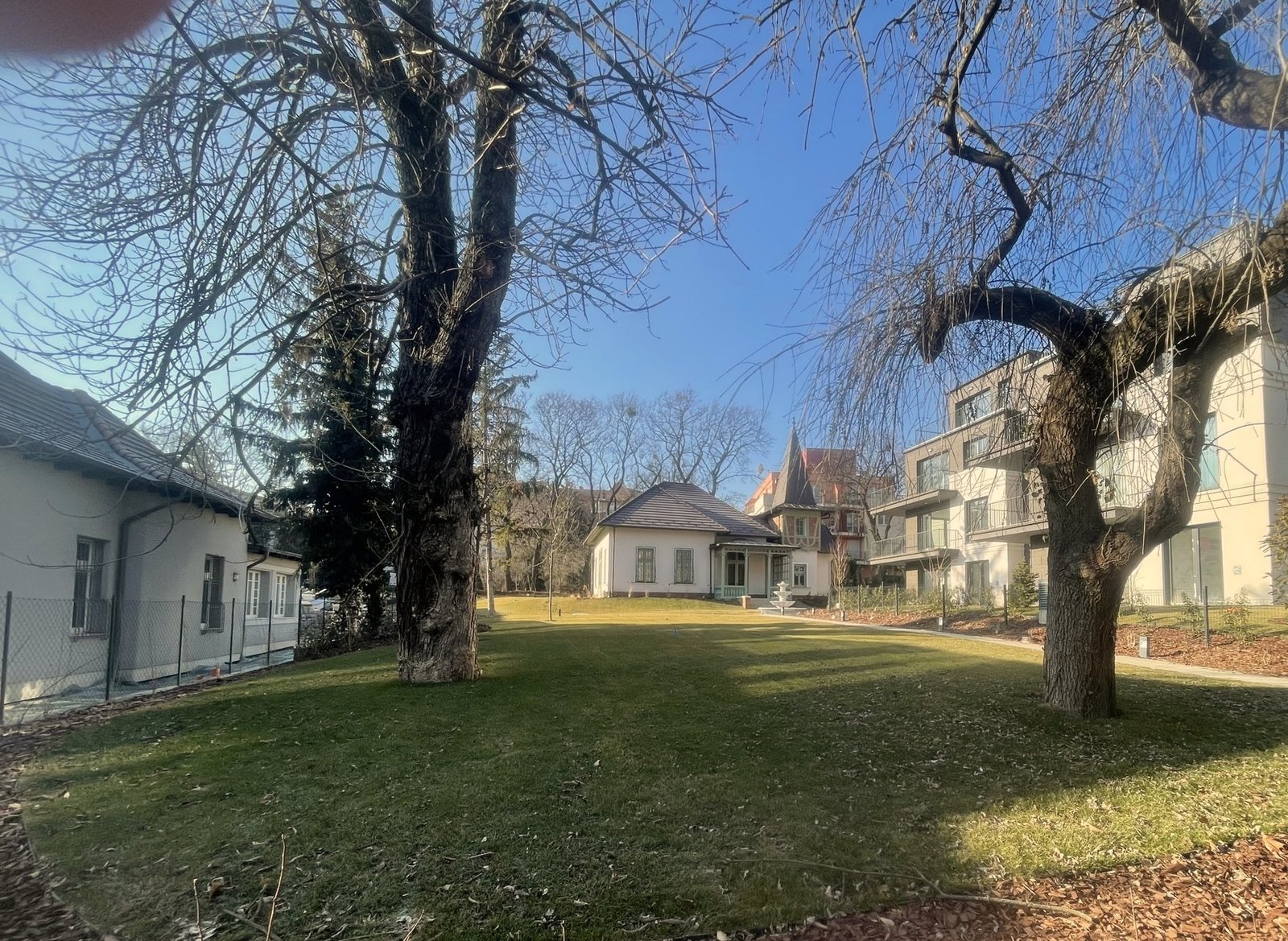 Villa in Budapest, Hungary 1 - 15249103