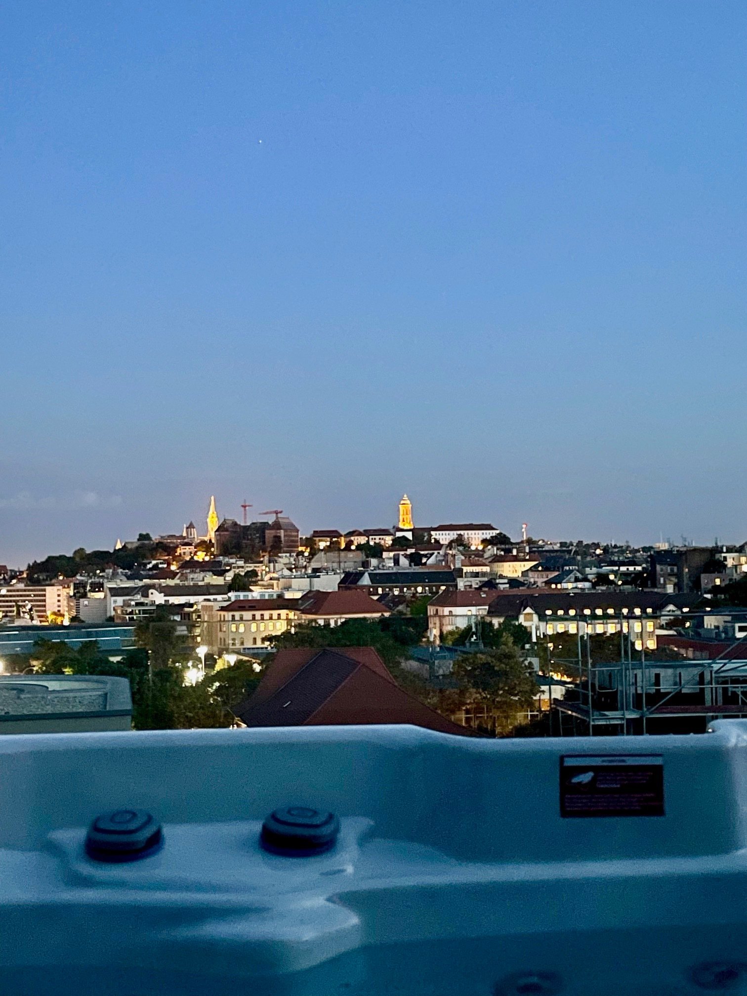 Villa in Budapest, Hungary 1 - 15263989