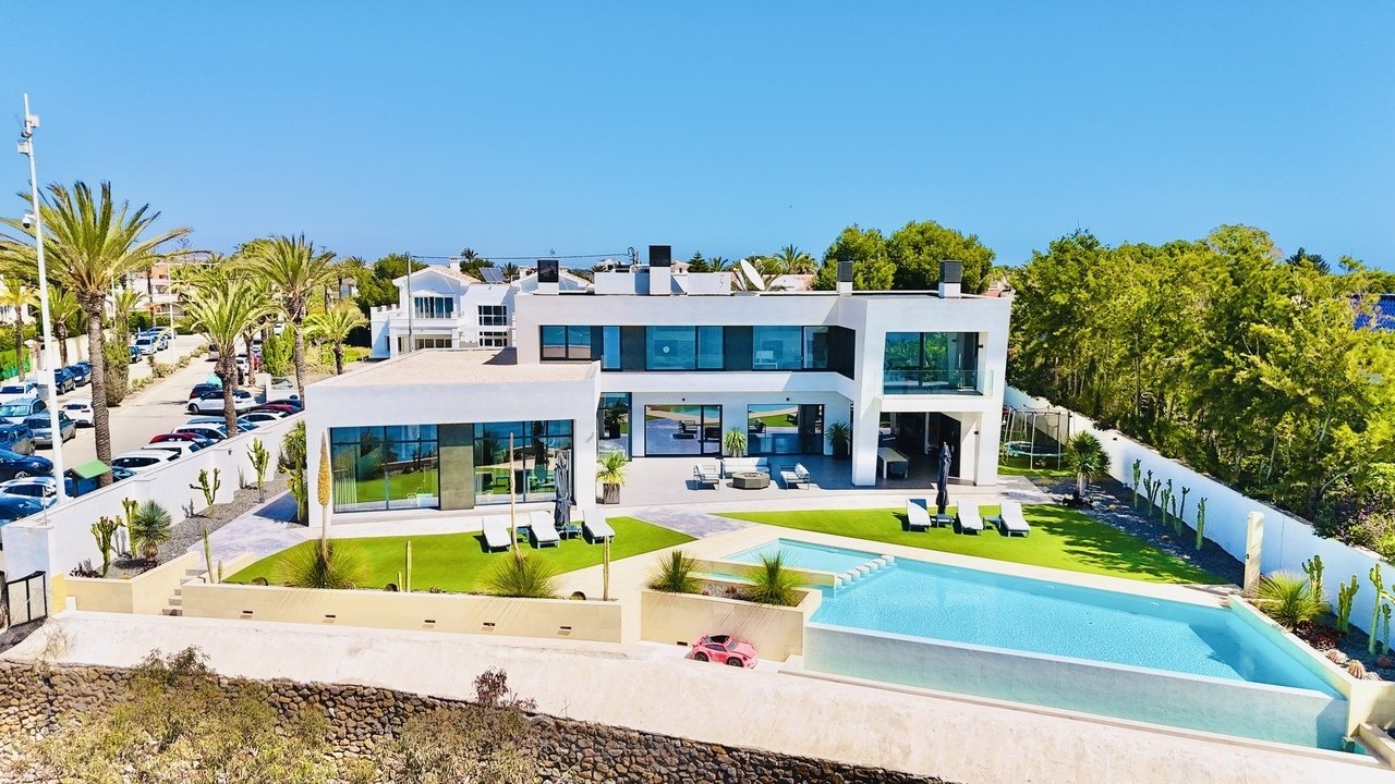 Cabo Roig Villa Villa in Cabo Roig, Orihuela, Valencian Community 1 - 16403876