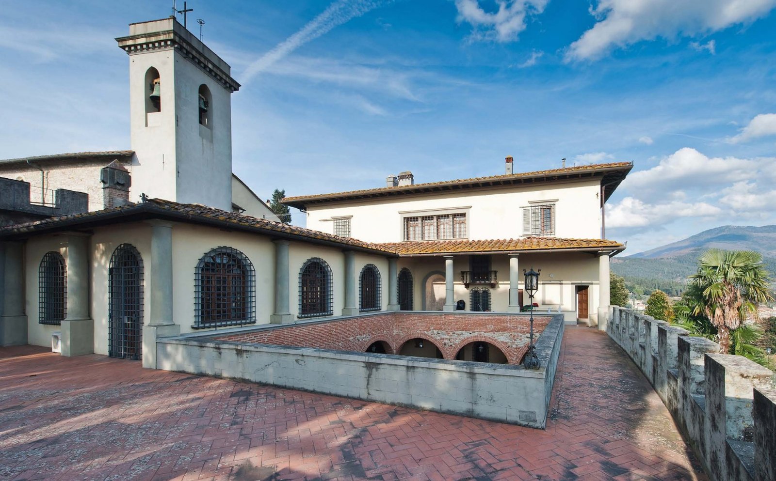 Villa With Spectacular View Villa in Calenzano, Tuscany, Italy 1 - 15583356