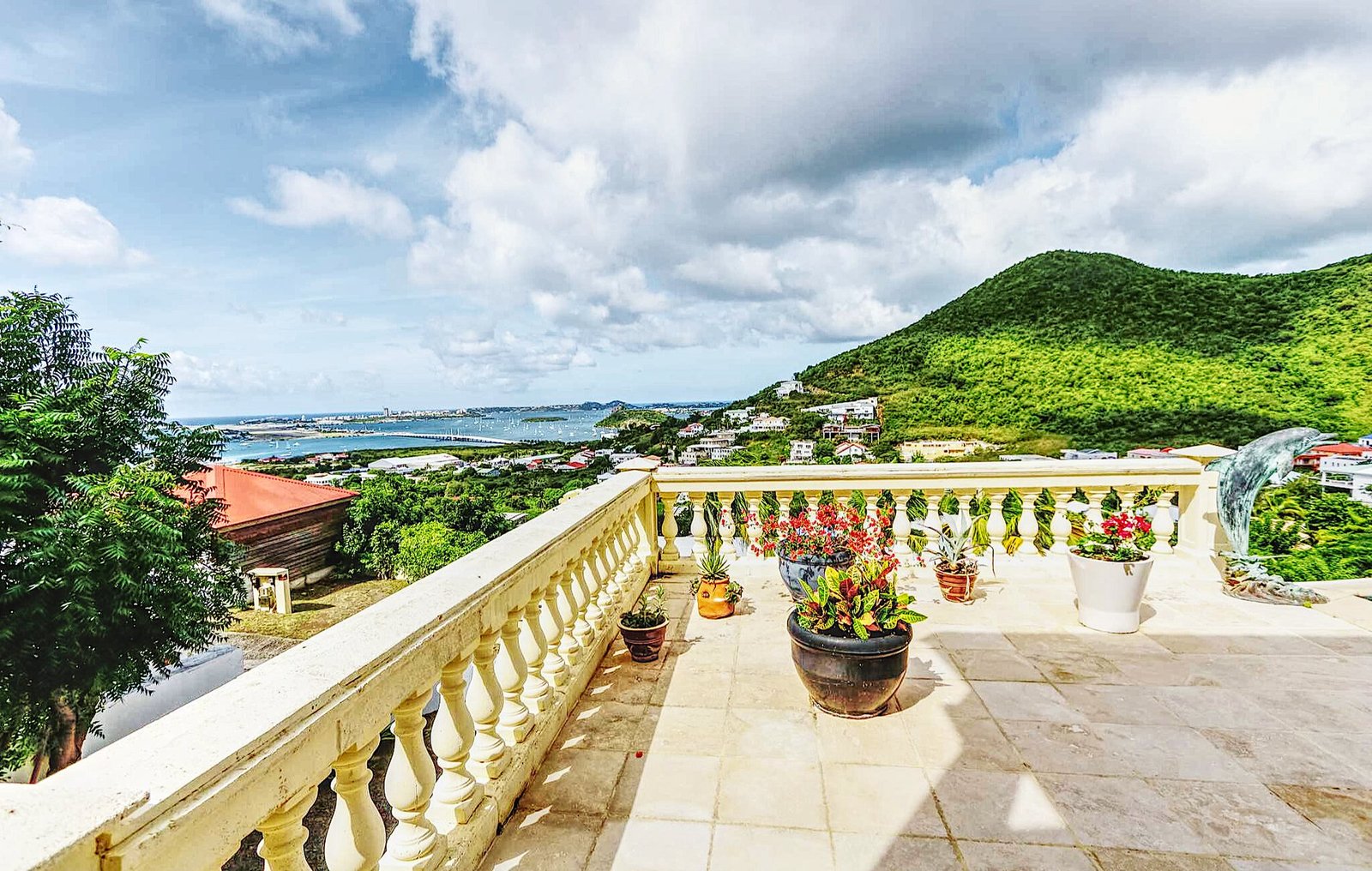 5 Bedroom Caribbean Haven With Panoramic Views Villa in Cole Bay, Sint Maarten 1 - 15249409