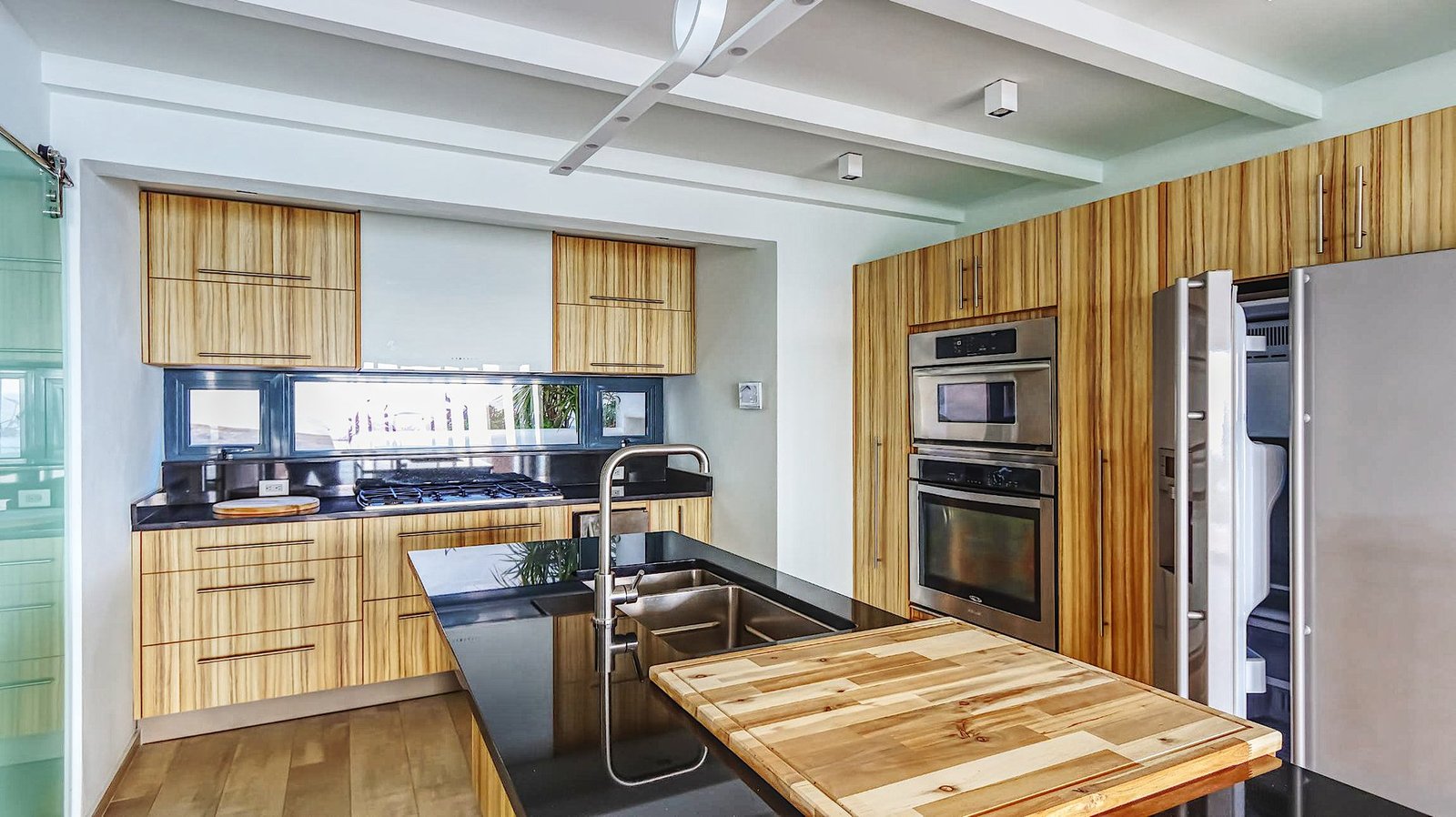 Villa Oceane Villa in Cole Bay, Sint Maarten 1 - 15263806