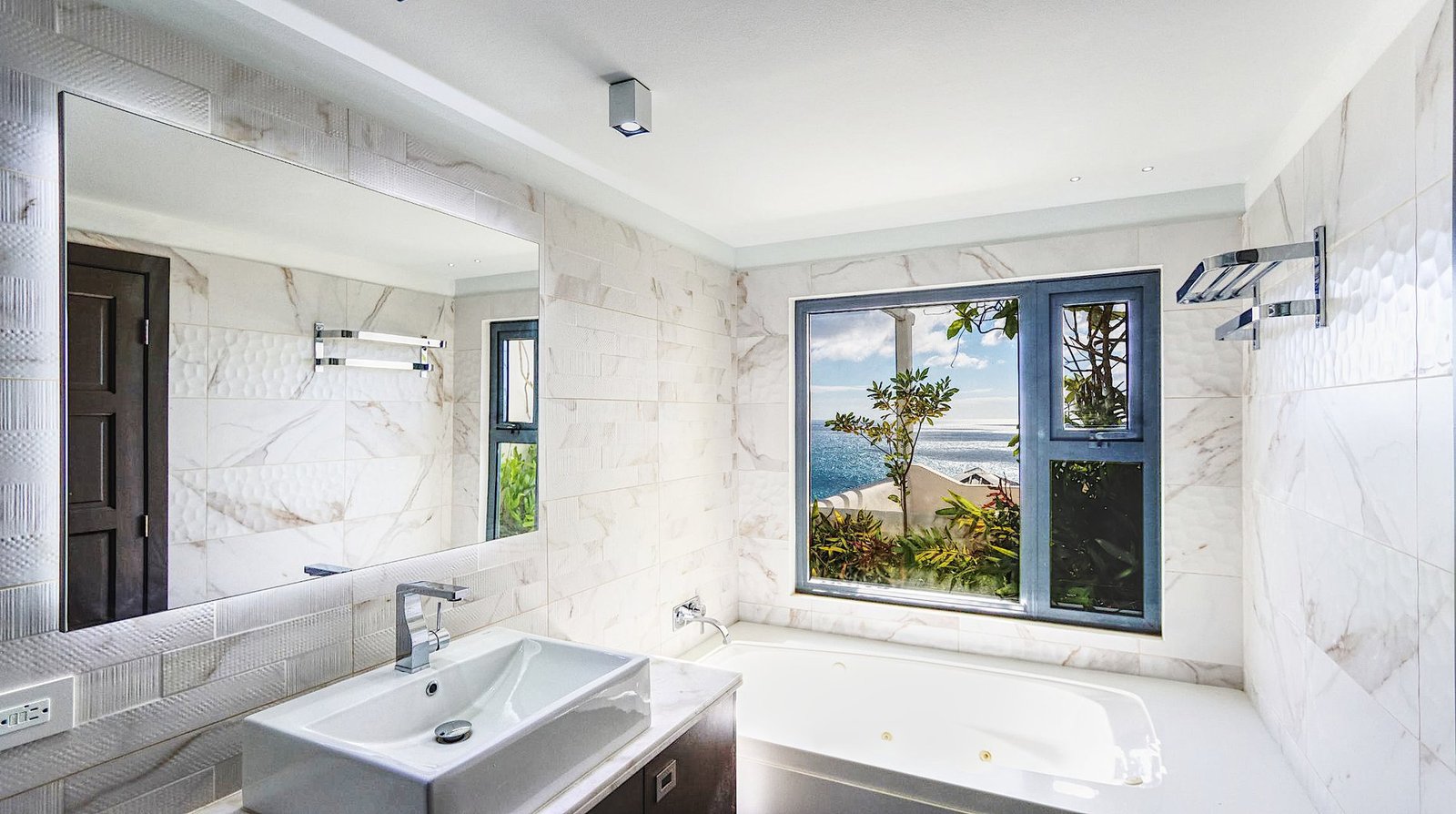 Villa Oceane Villa in Cole Bay, Sint Maarten 1 - 15263806