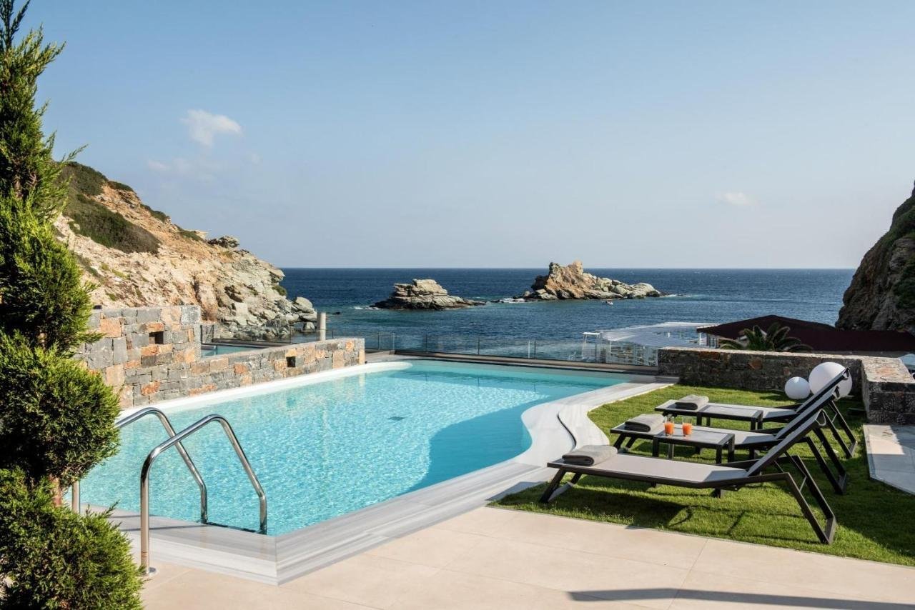 Maelia Beachfront Luxurious Complex Villa in Community of Achlada, Gazi Municipal Unit, Greece 1 - 15331044
