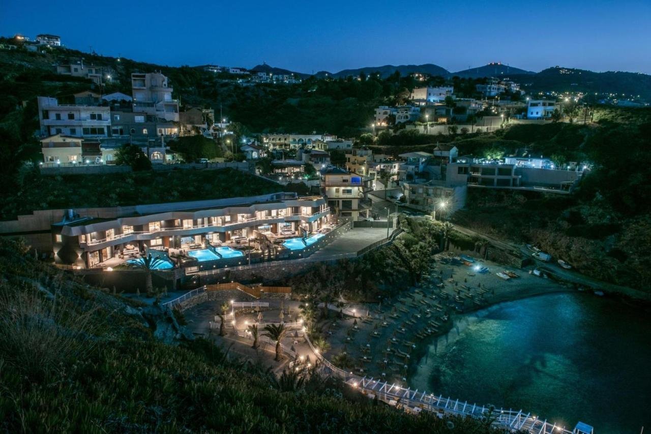 Maelia Beachfront Luxurious Complex Villa in Community of Achlada, Gazi Municipal Unit, Greece 1 - 15331044