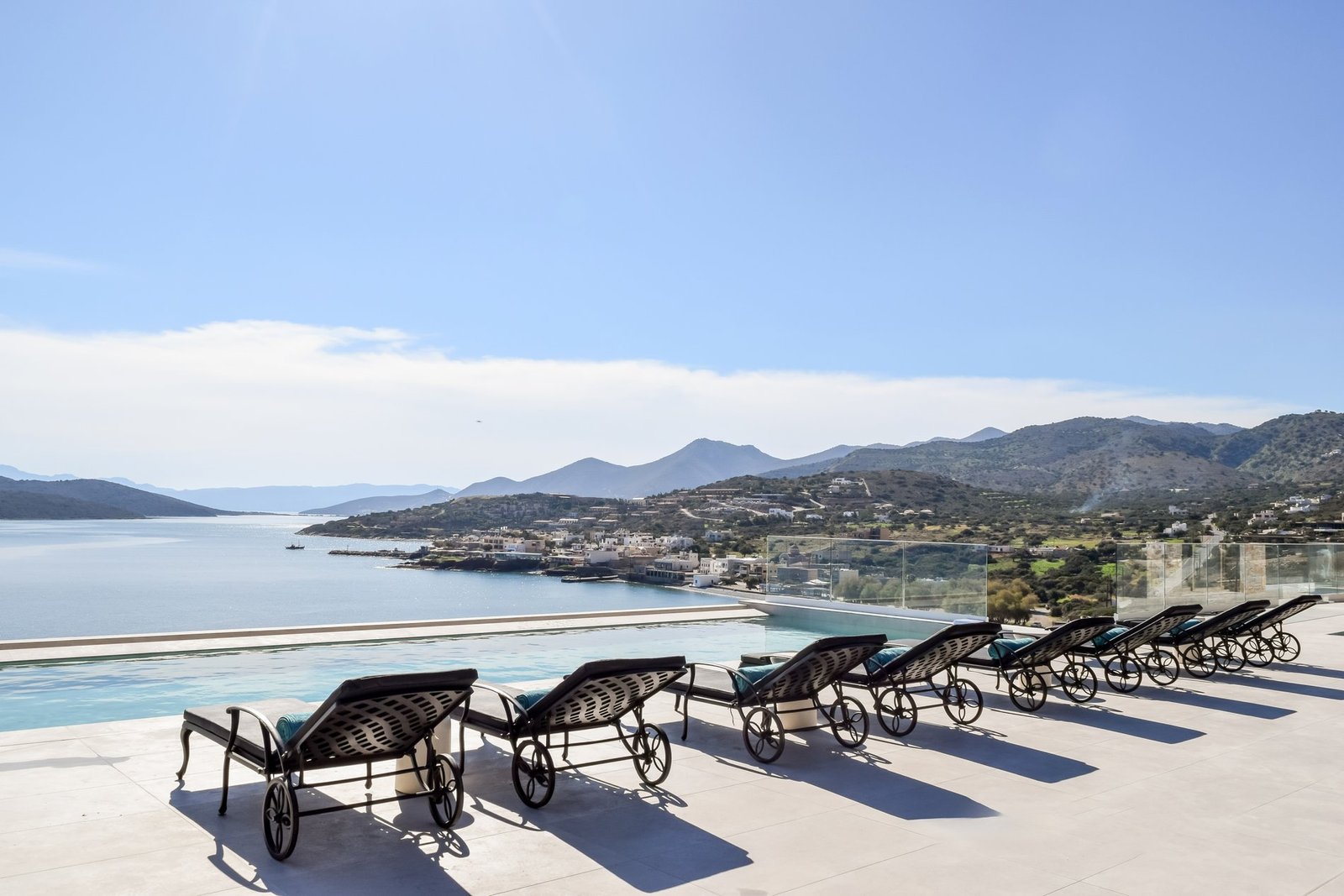 Eloura Ultra Luxury Beachfront Villa Villa in Community of Vrouchas, Agios Nikolaos Municipal Unit, Greece 1 - 15325145