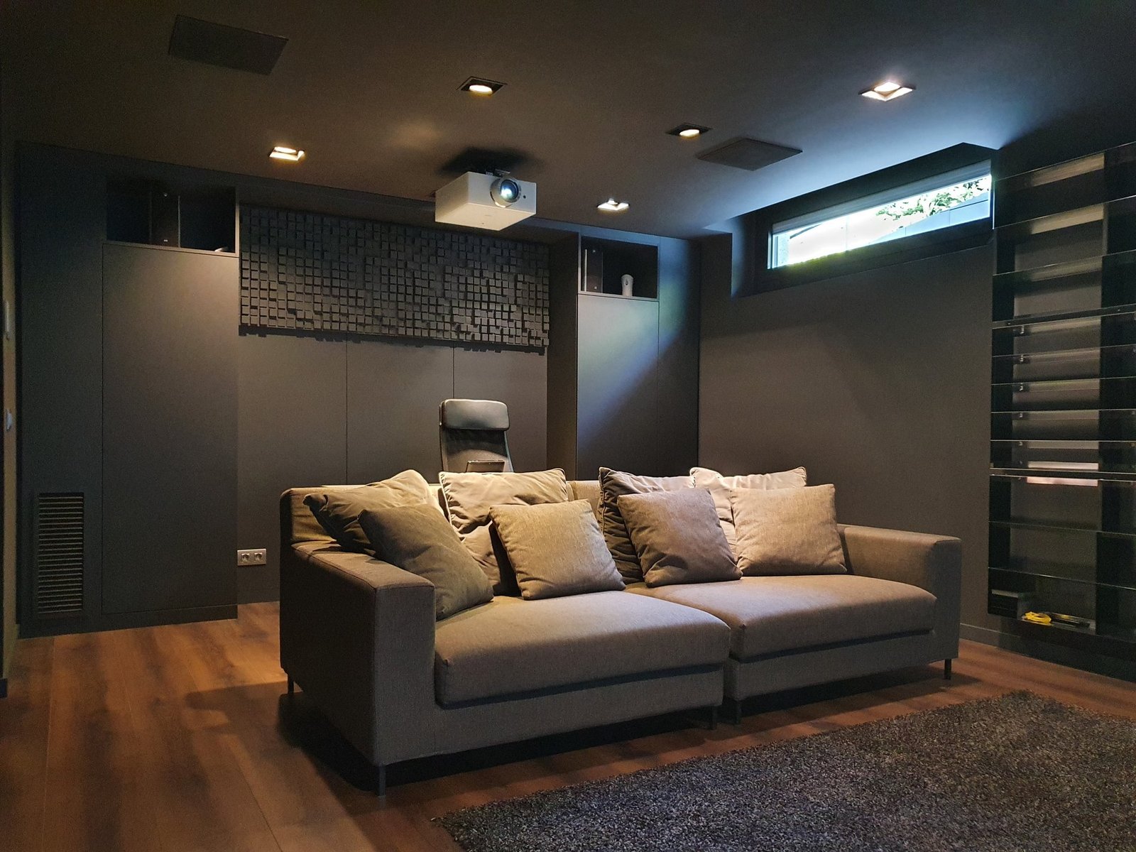 Luxury At Its Finest: Stunning 1000 M² Villa For Sale In Barcelona Villa in Esplugues de Llobregat, Catalonia, Spain 1 - 14179584