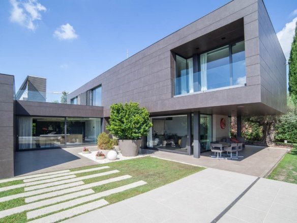 Villa in Esplugues de Llobregat, Catalonia, Spain 1 - 14179584