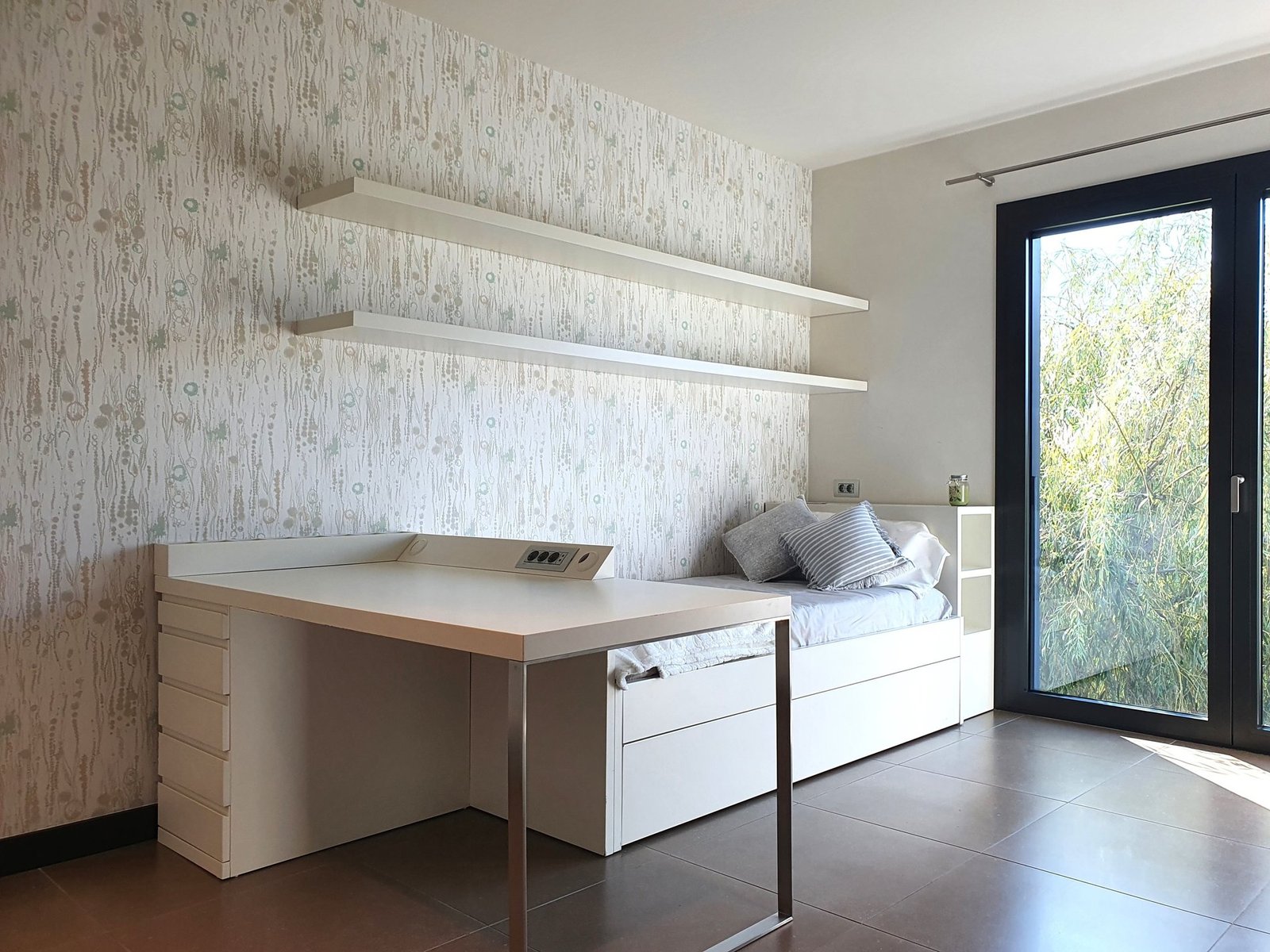 Luxury At Its Finest: Stunning 1000 M² Villa For Sale In Barcelona Villa in Esplugues de Llobregat, Catalonia, Spain 1 - 14179584
