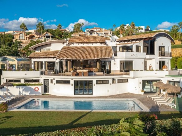 Villa in Estepona, Andalusia, Spain 1 - 16162590
