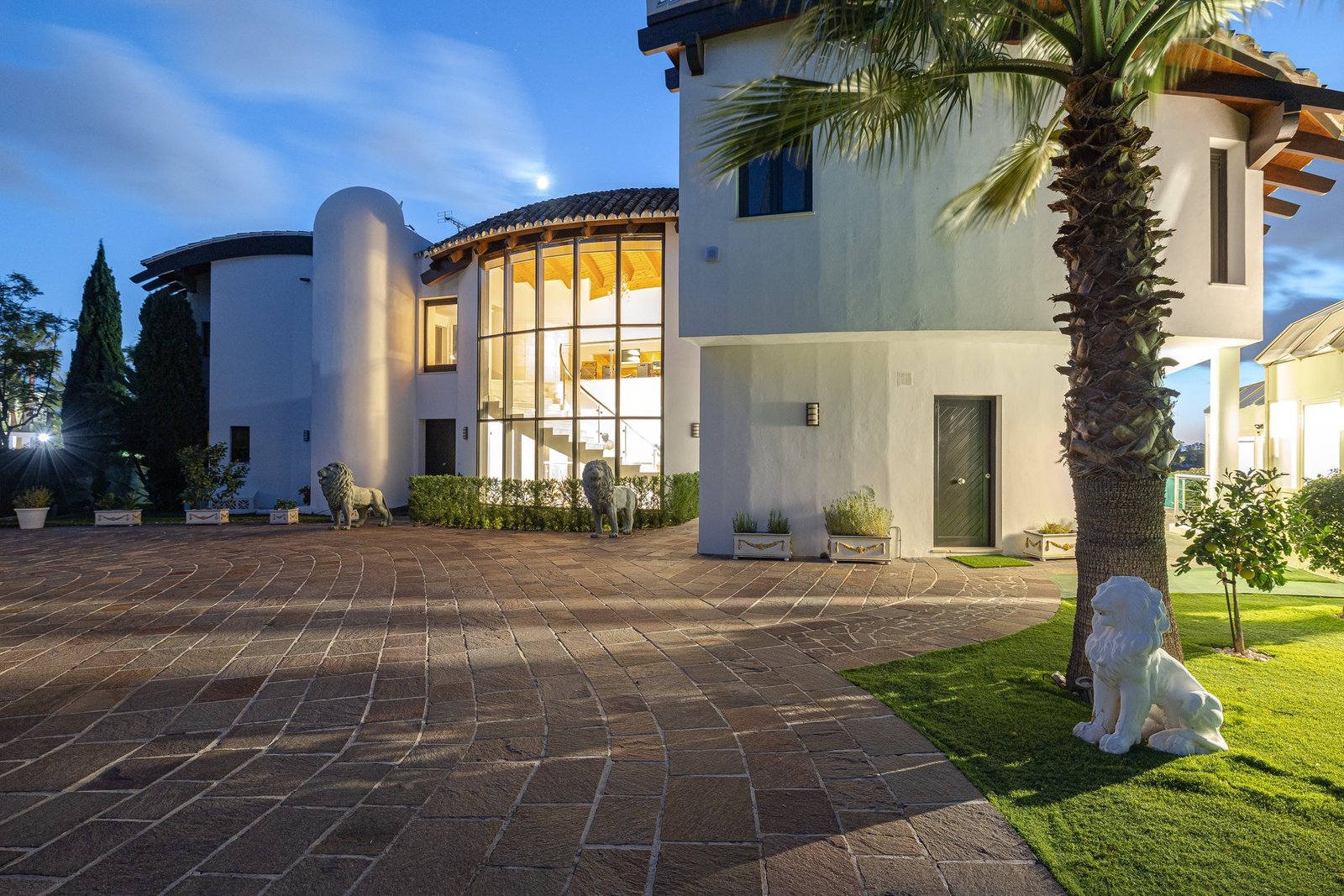 Luxury Villa In Los Flamingos, Benahavis – Exclusive 8 Bedroom Residence With Sea Views Villa in Estepona, Andalusia, Spain 1 - 16162590