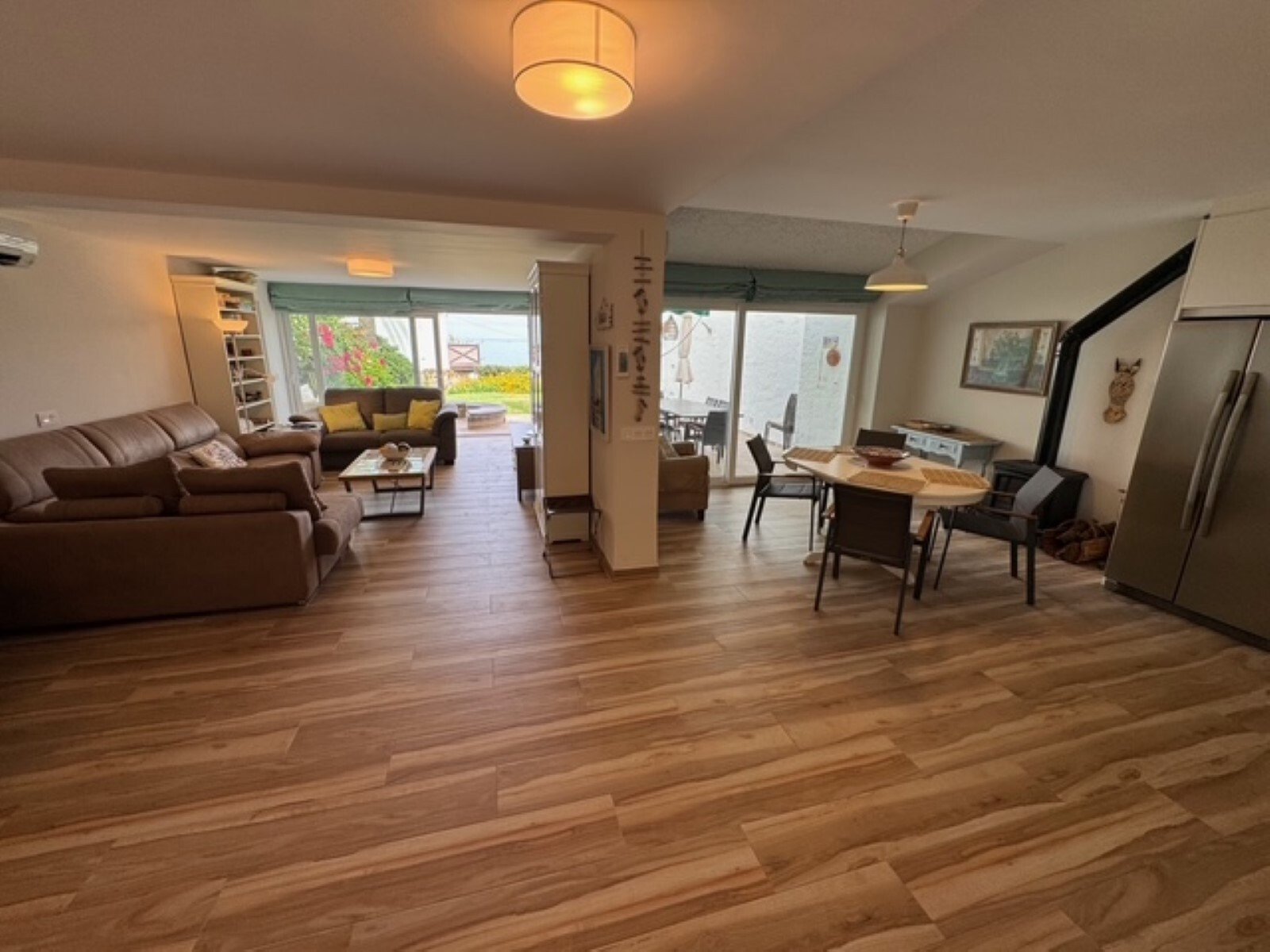 Beachfront Semi Detached Villa In A Privileged Location In Estepona Villa in Estepona, Andalusia, Spain 1 - 16324226