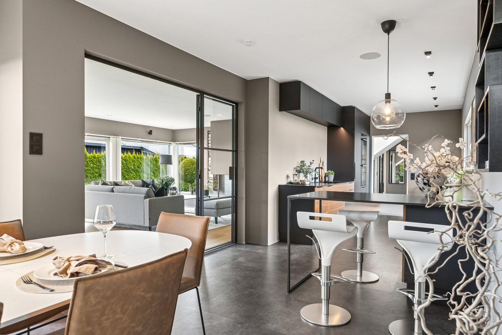 Unique Property With High Standards, Distinctive Solutions, And Attractive Location In Hamar Villa in Hamar, Innlandet, Norway 1 - 15697742