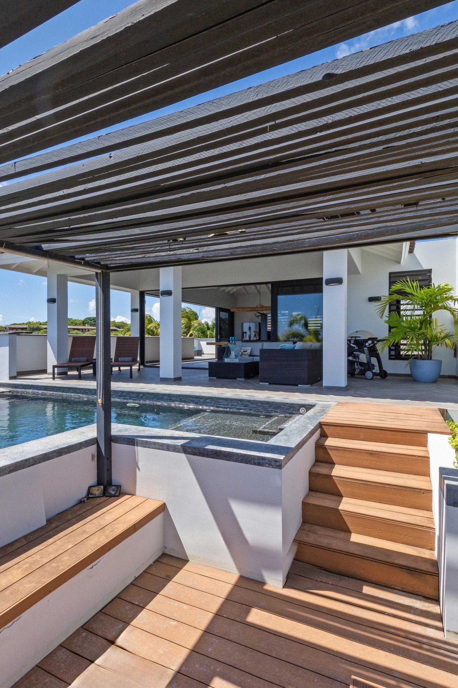 Modern Villa Next To Nature Reserve, Jan Thiel, Curacao – With Stunning View, Pool, And Solar Panels Villa in Jan Thiel, Curaçao, Curaçao 1 - 15983278