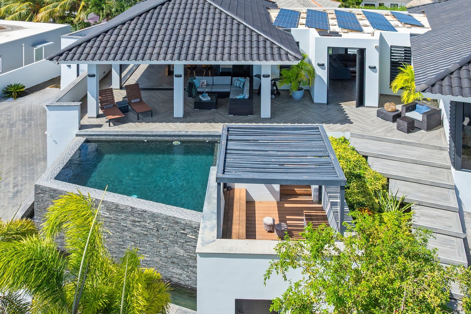 Modern Villa Next To Nature Reserve, Jan Thiel, Curacao – With Stunning View, Pool, And Solar Panels Villa in Jan Thiel, Curaçao, Curaçao 1 - 15983278
