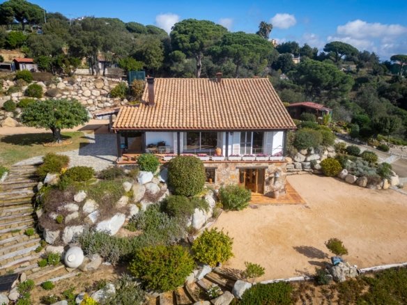 Villa in Mataro, Catalonia, Spain 1 - 15423304