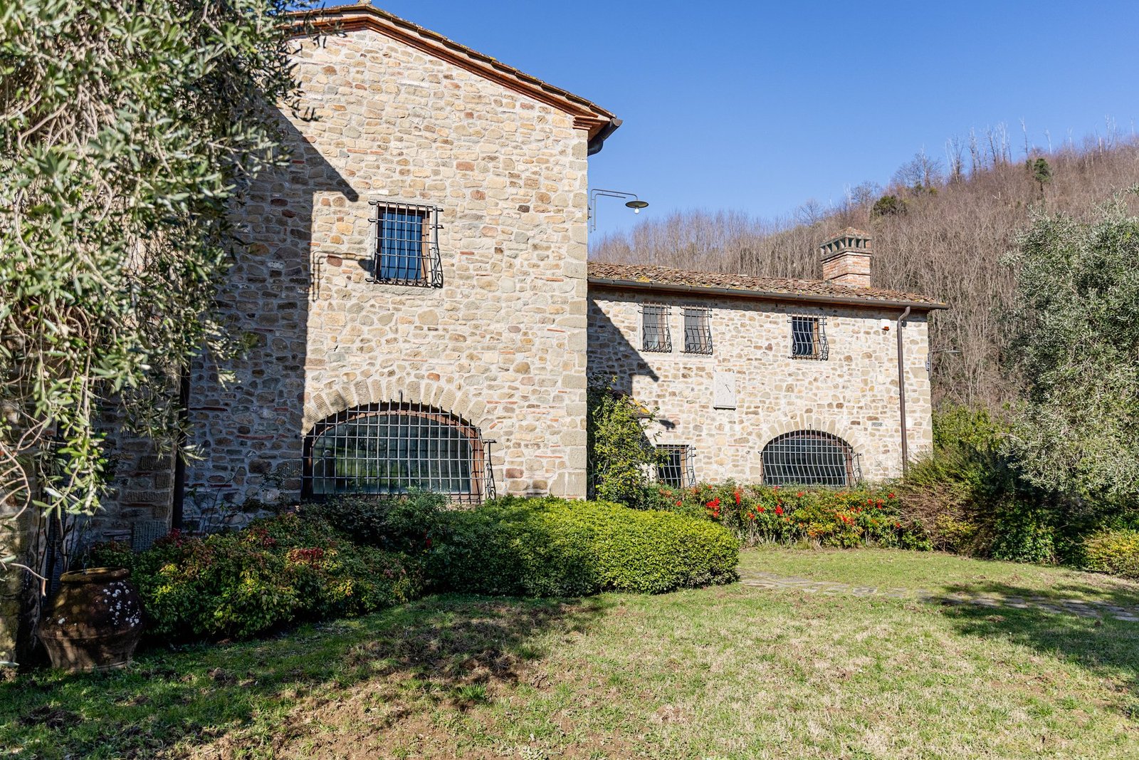 Rustic Traditional Tuscan Villa In Countryside Villa in Montecatini Terme, Tuscany, Italy 1 - 15500855