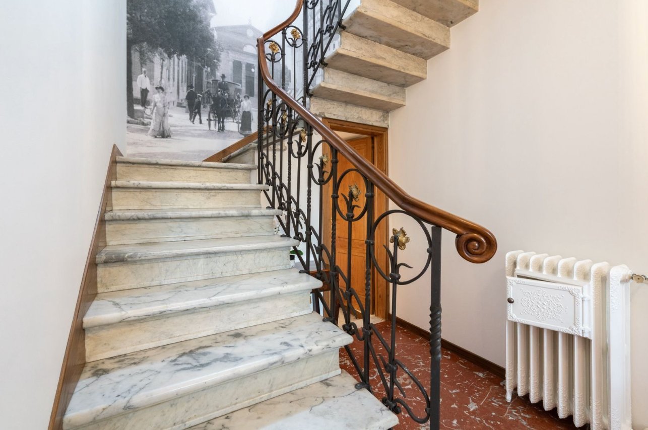 Timeless Jewel In The Heart Of Montecatini Terme Villa in Montecatini Terme, Tuscany, Italy 1 - 15536578