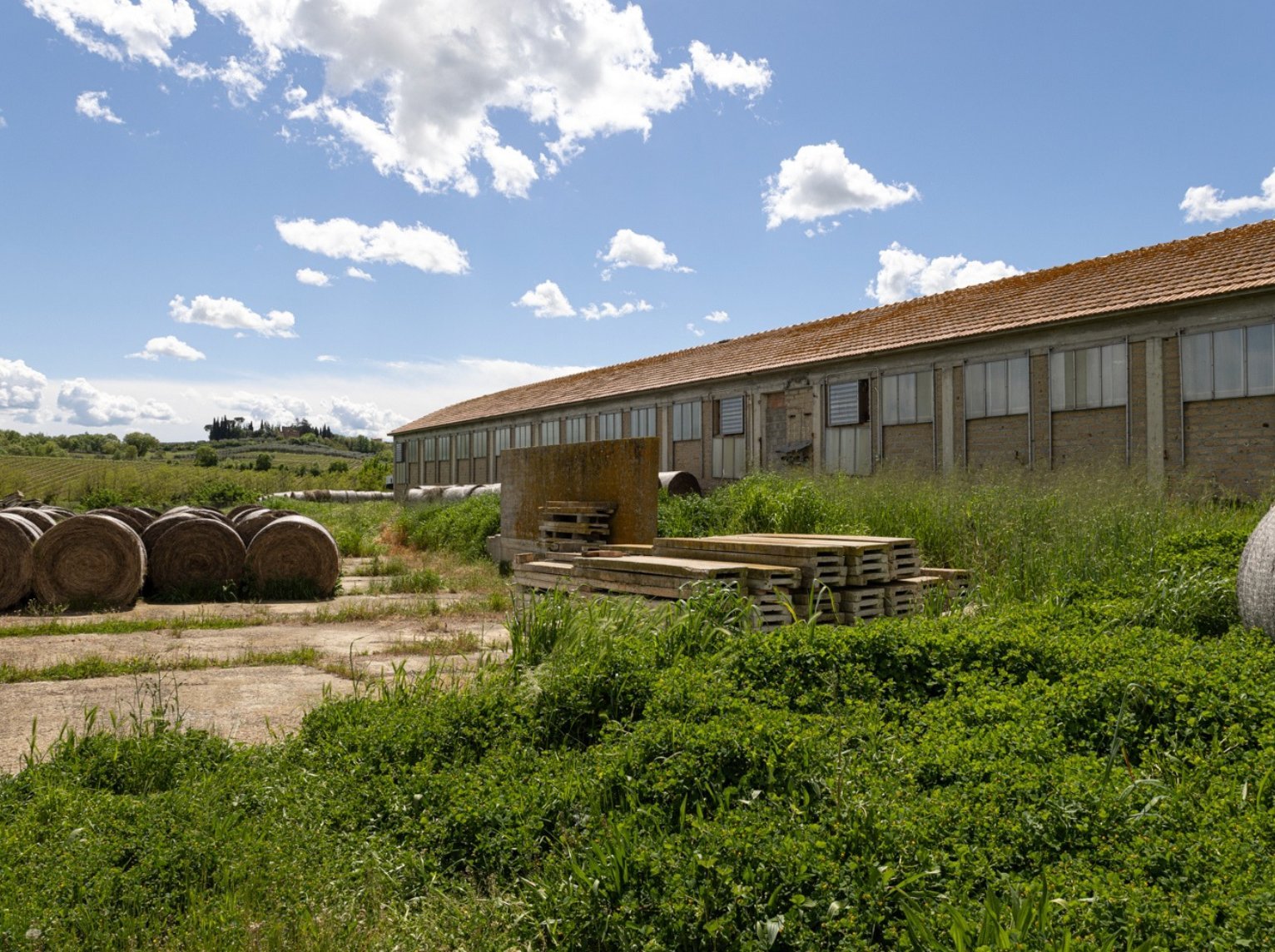 Complex Of 6 Properties In One Villa in Montepulciano, Tuscany, Italy 1 - 15536227