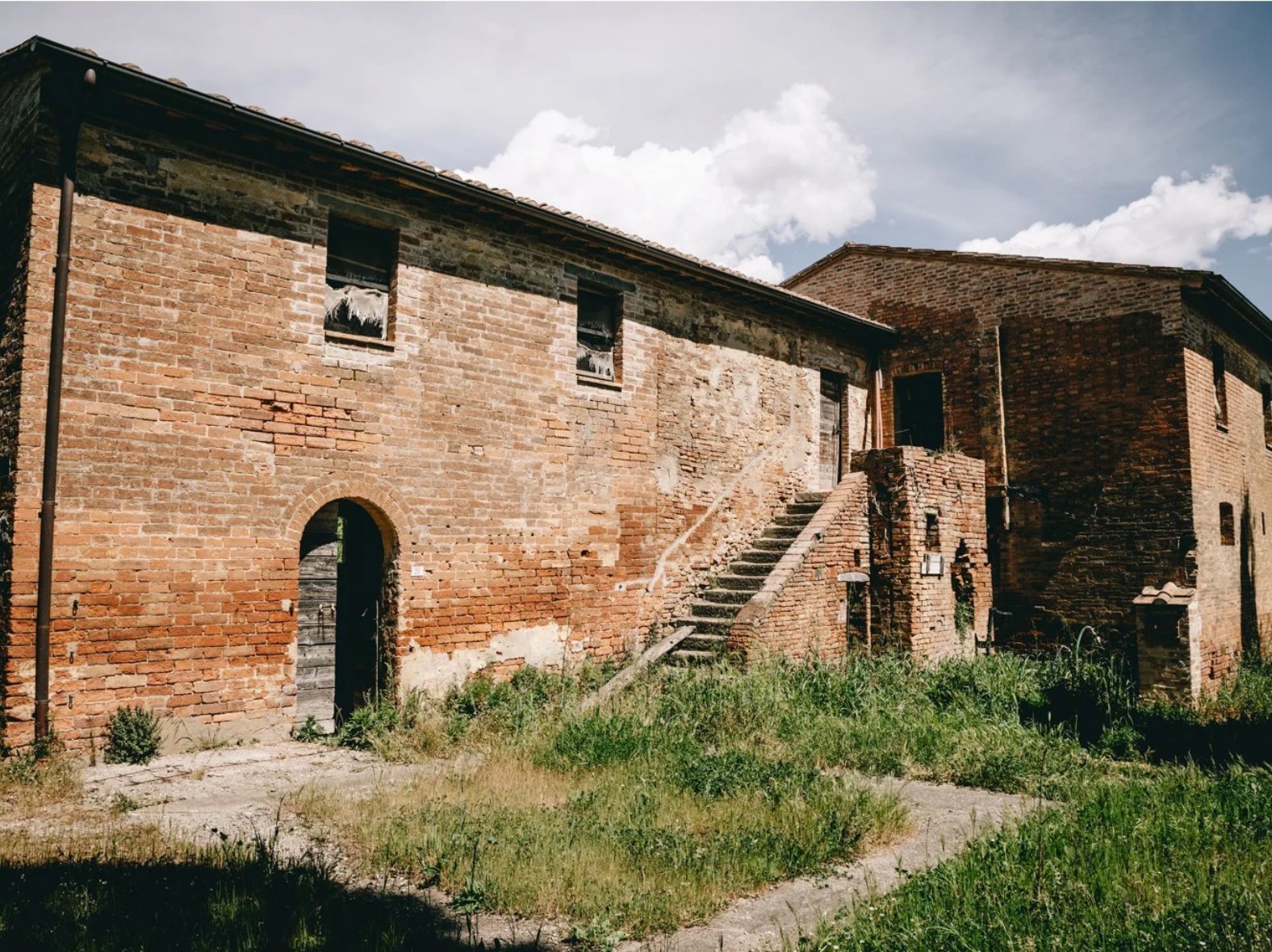 Complex Of 6 Properties In One Villa in Montepulciano, Tuscany, Italy 1 - 15536227