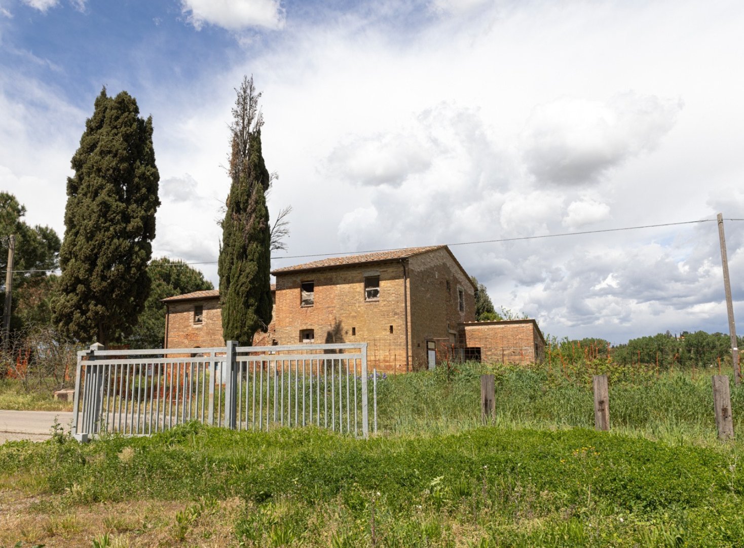 Complex Of 6 Properties In One Villa in Montepulciano, Tuscany, Italy 1 - 15536227