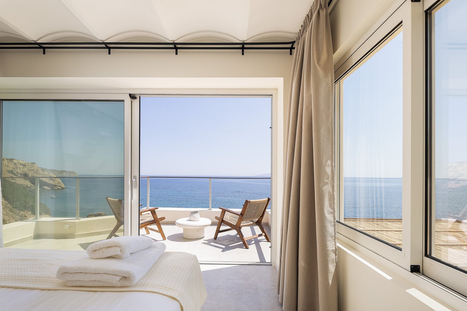 Solenya Luxurious Clifftop Retreat With Private Beach Villa in Oraiokastro Municipal Unit, Macedonia and Thrace, Greece 1 - 15357987