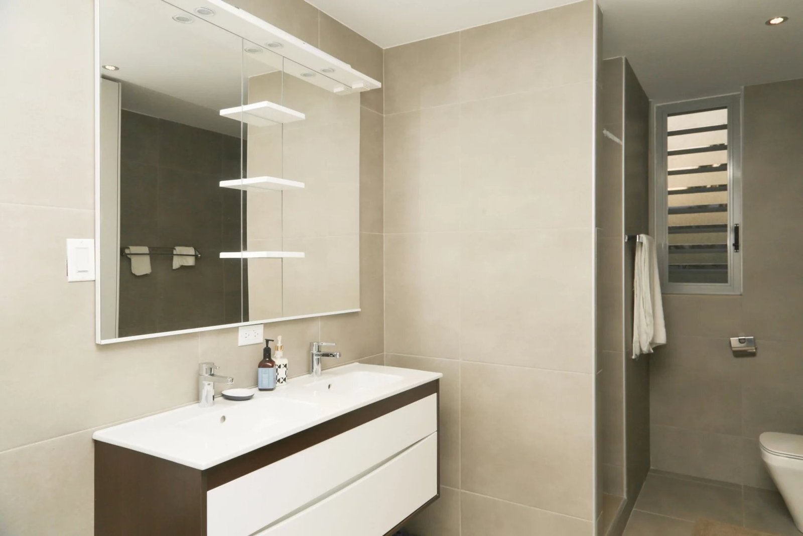 Villa Frangipani Villa in Pelican Key, Sint Maarten 1 - 15263831