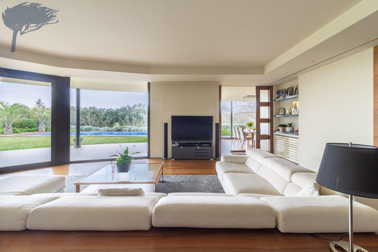 Exclusive Villa For Sale In The Prestigious Golf De Peralada Development. Villa in Peralada, Catalonia, Spain 1 - 16073504