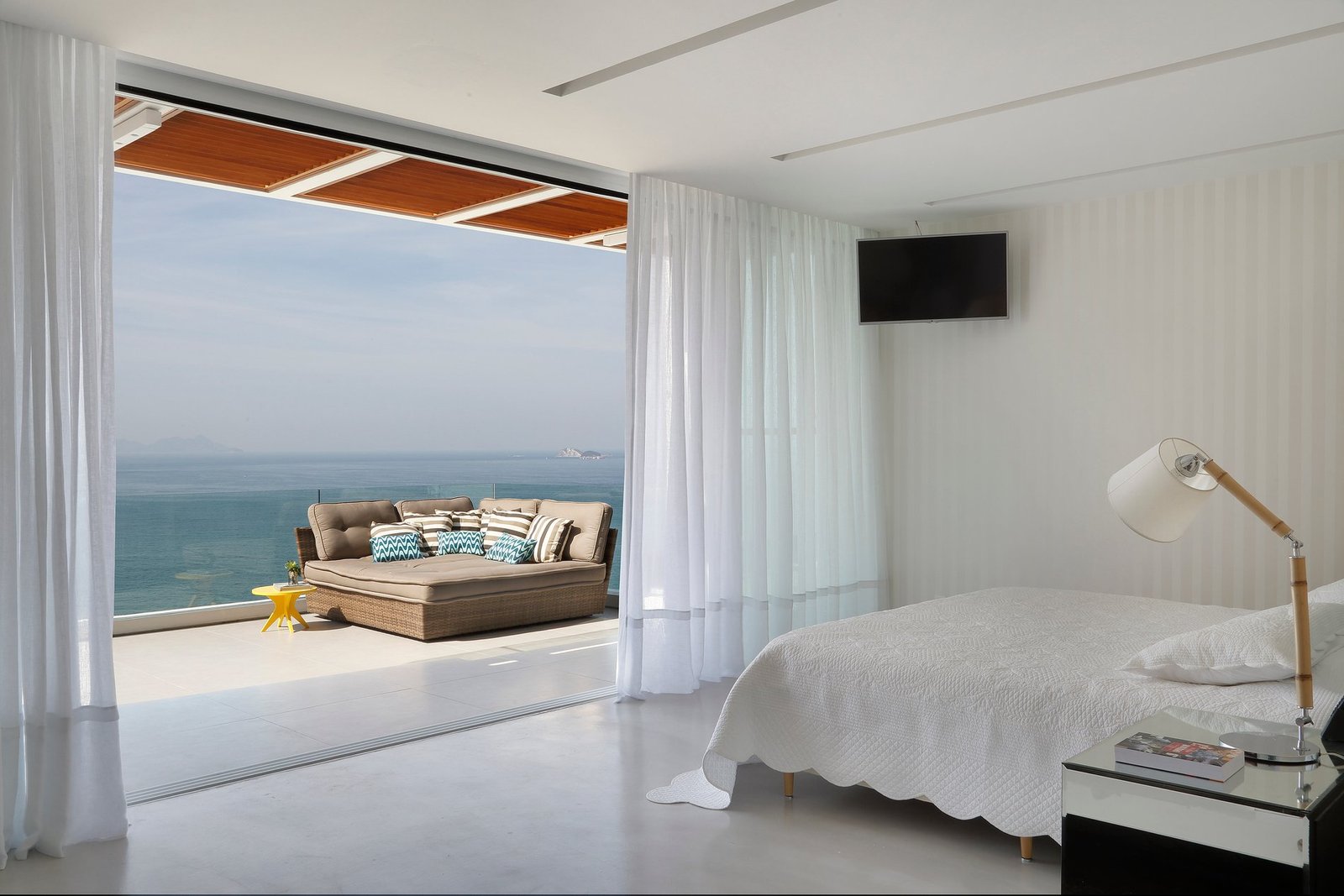 A Dream House With Spectacular Sea View At Joá, Rio De Janeiro Villa in Rio de Janeiro, State of Rio de Janeiro, Brazil 1 - 16321272