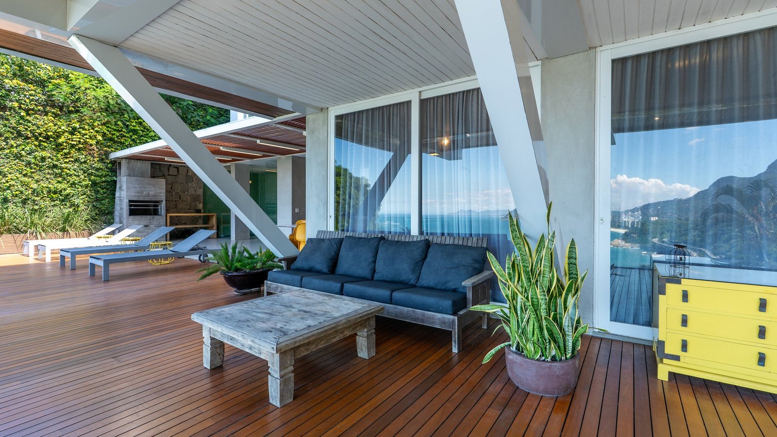 A Dream House With Spectacular Sea View At Joá, Rio De Janeiro Villa in Rio de Janeiro, State of Rio de Janeiro, Brazil 1 - 16321272