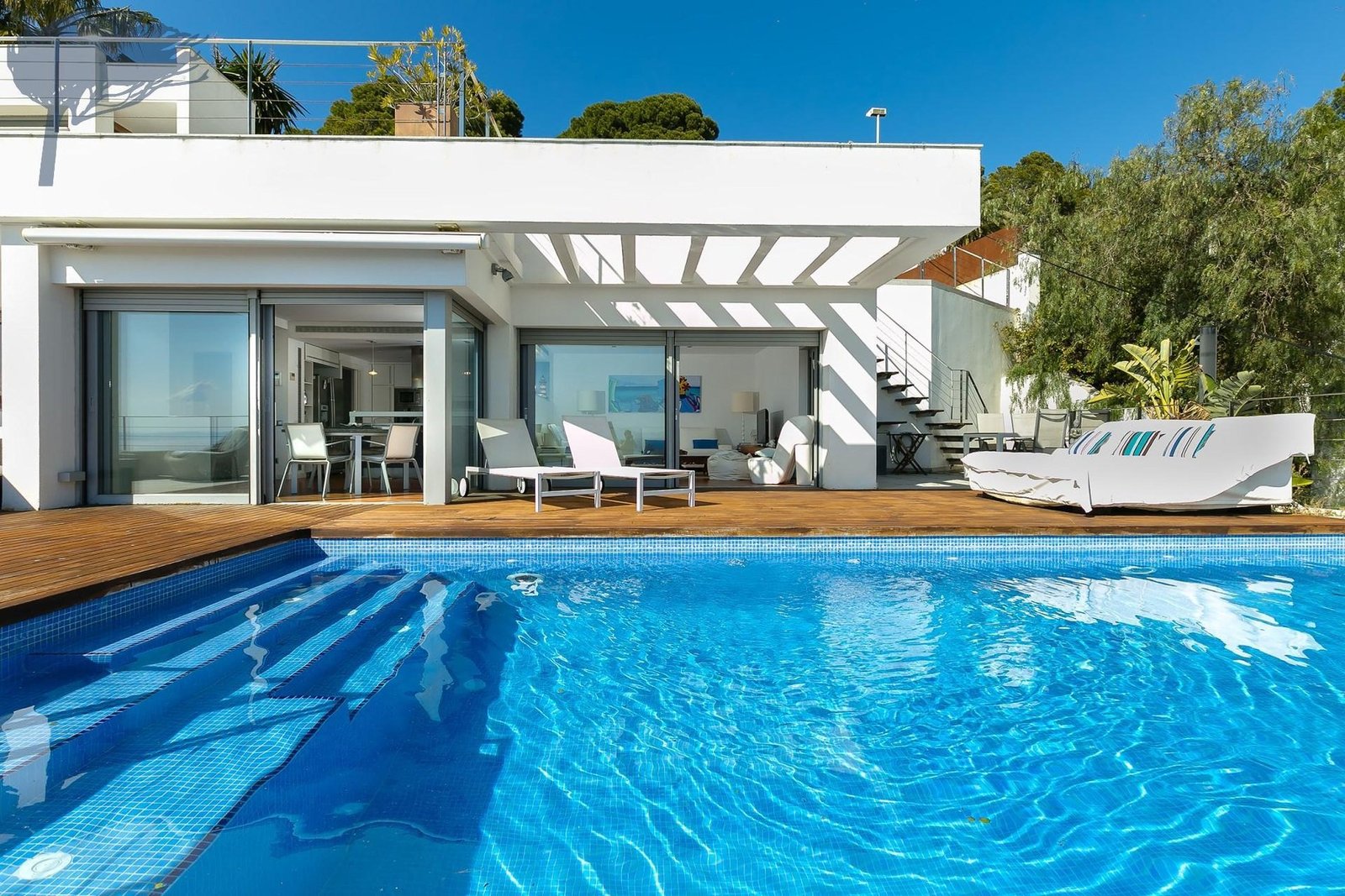 Stunning Villa On The Coveted Almadrava Beach, Costa Brava Villa in Roses, Catalonia, Spain 1 - 16073475