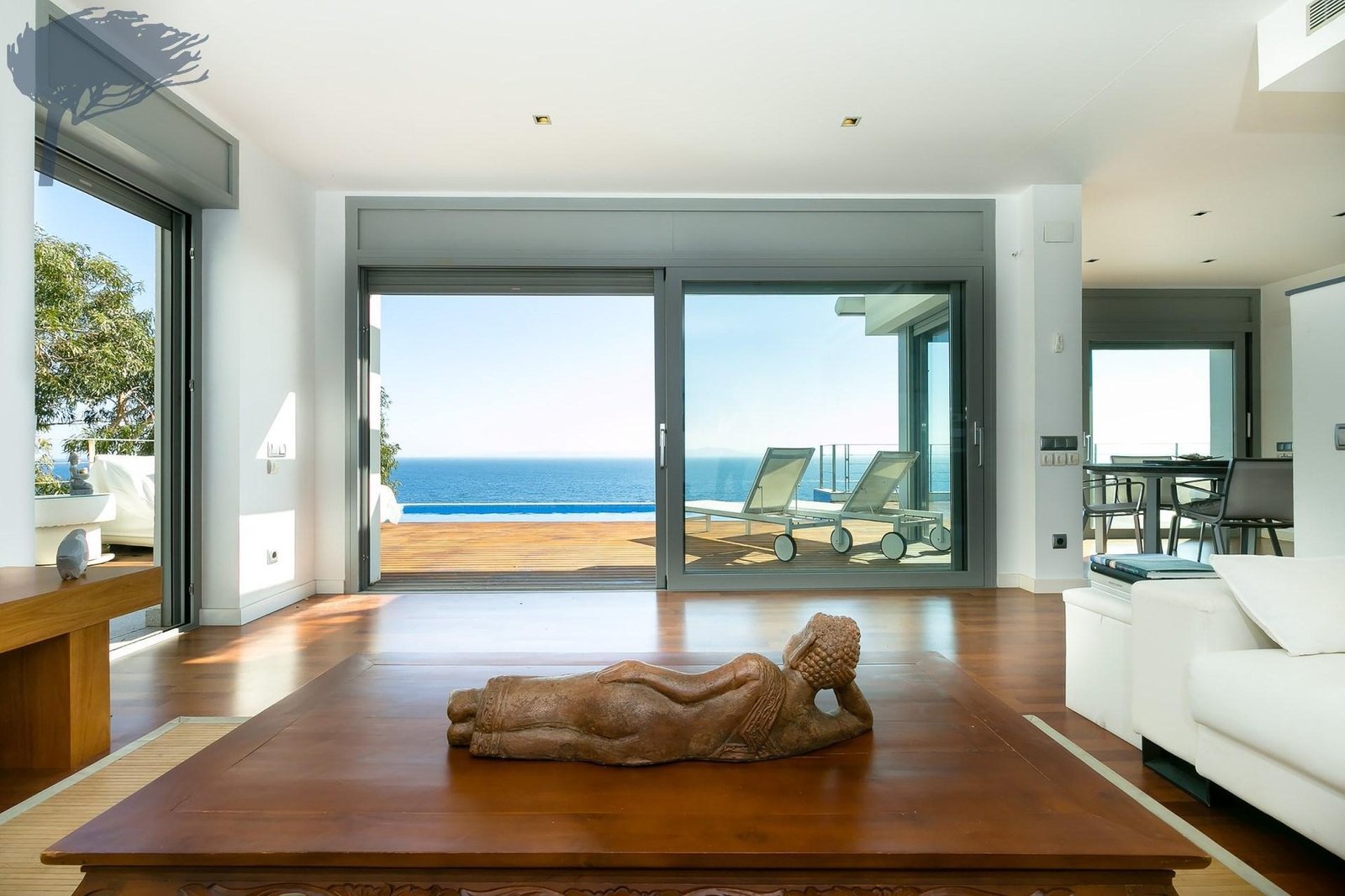 Stunning Villa On The Coveted Almadrava Beach, Costa Brava Villa in Roses, Catalonia, Spain 1 - 16073475
