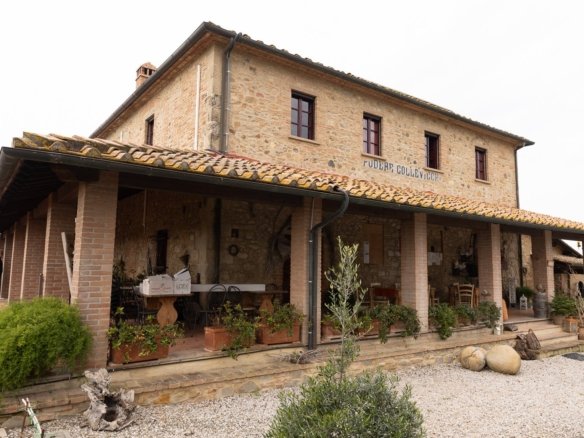 Villa in San Cipriano, Tuscany, Italy 1 - 15663257