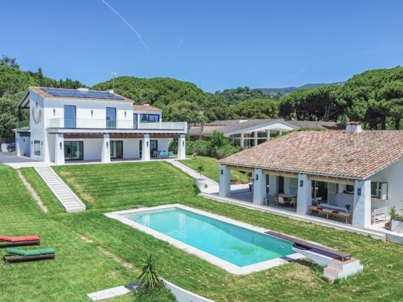 Villa in Sant Andreu de Llavaneres, Catalonia, Spain 1 - 14470896