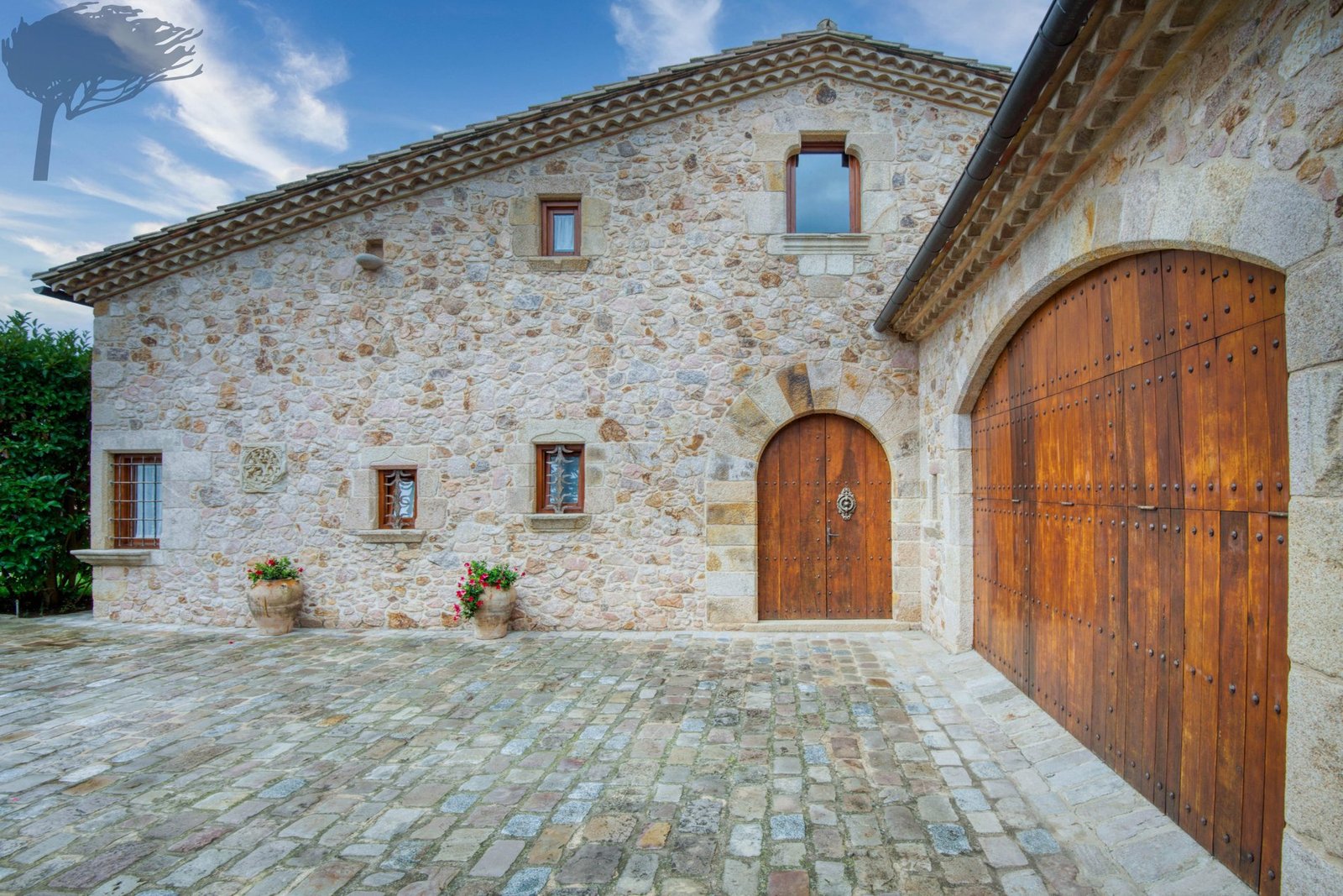 Charming Rustic Chalet In Sant Feliu De Guíxols – Sea Views And Style On The Costa Brava Villa in Sant Feliu de Guixols, Catalonia, Spain 1 - 16094281