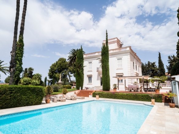 Villa in Sant Just Desvern, Catalonia, Spain 1 - 13140262