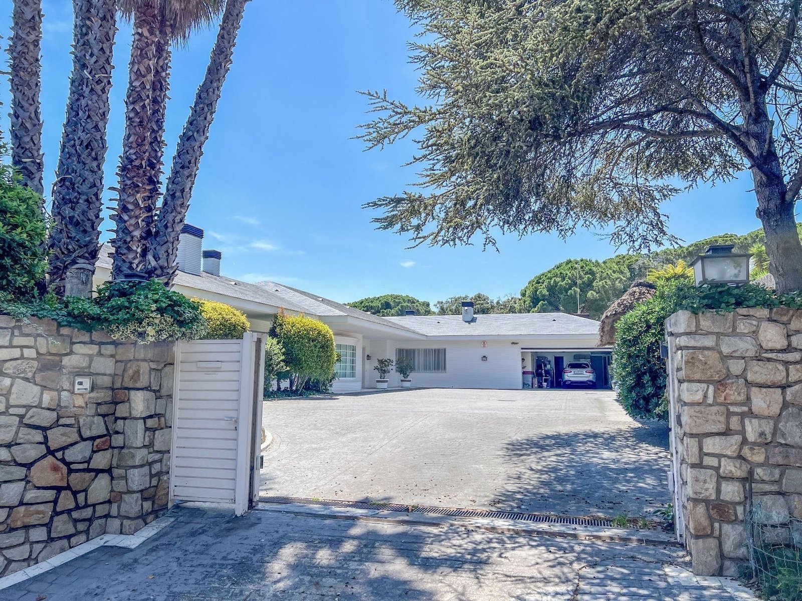 Exclusive Property In Sant Vicenç De Montalt, Supermaresme Urbanization Villa in Sant Vicenc de Montalt, Catalonia, Spain 1 - 14384453