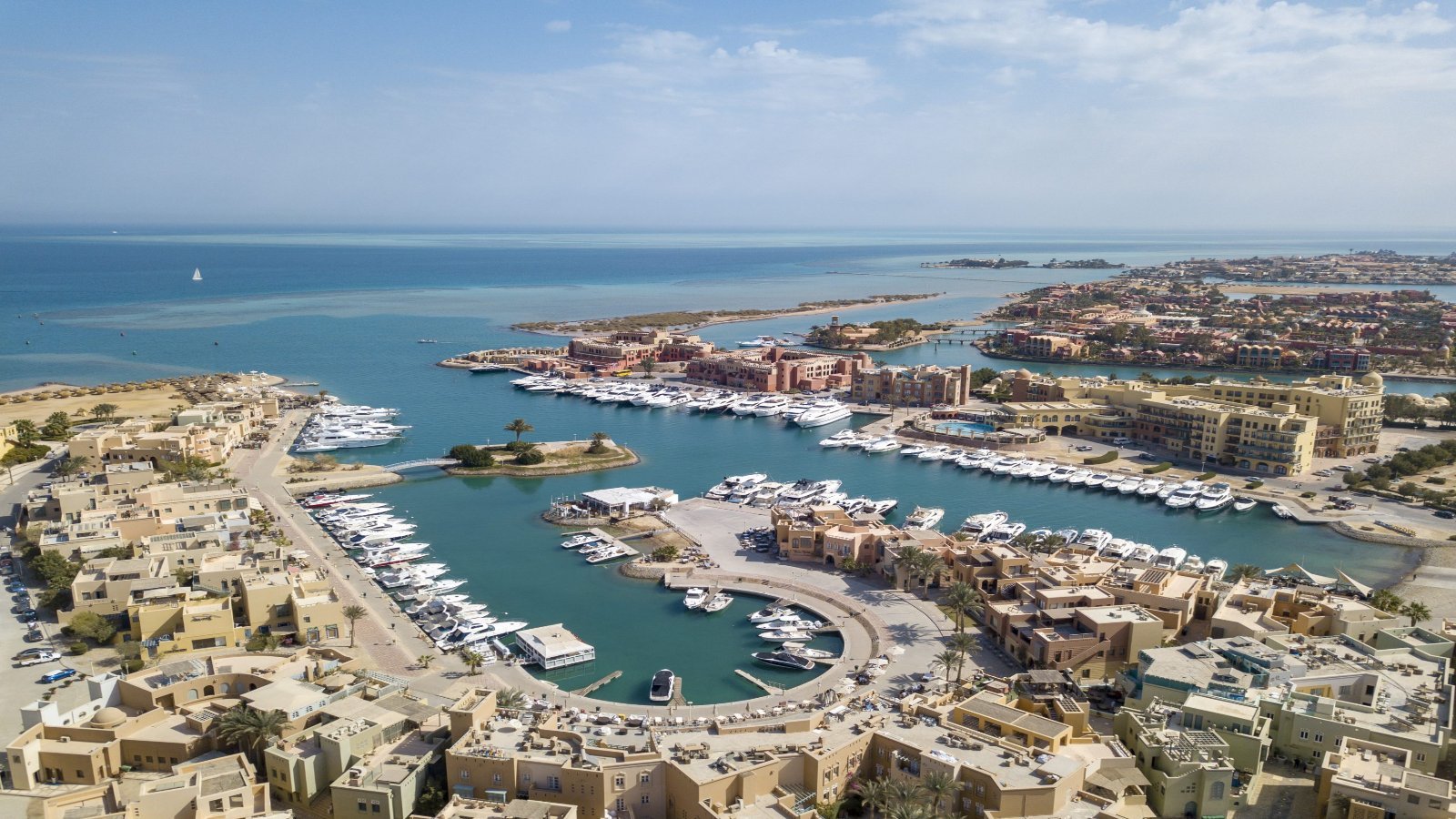 Seafront 4 Br Villa With Maid’s Room | Crystal Waters & Lagoon View | North Bay, El Gouna Villa in Second Hurghada, Egypt 1 - 15934416