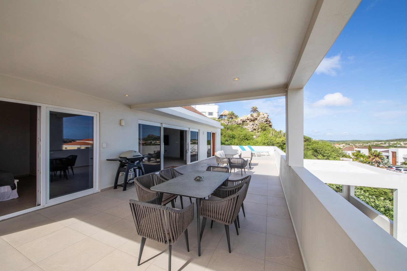 Blue Bay Golf And Beach Resort Curacao For Sale Villa With 7 Bedrooms Villa in Sint Michiel, Curaçao, Curaçao 1 - 14375543