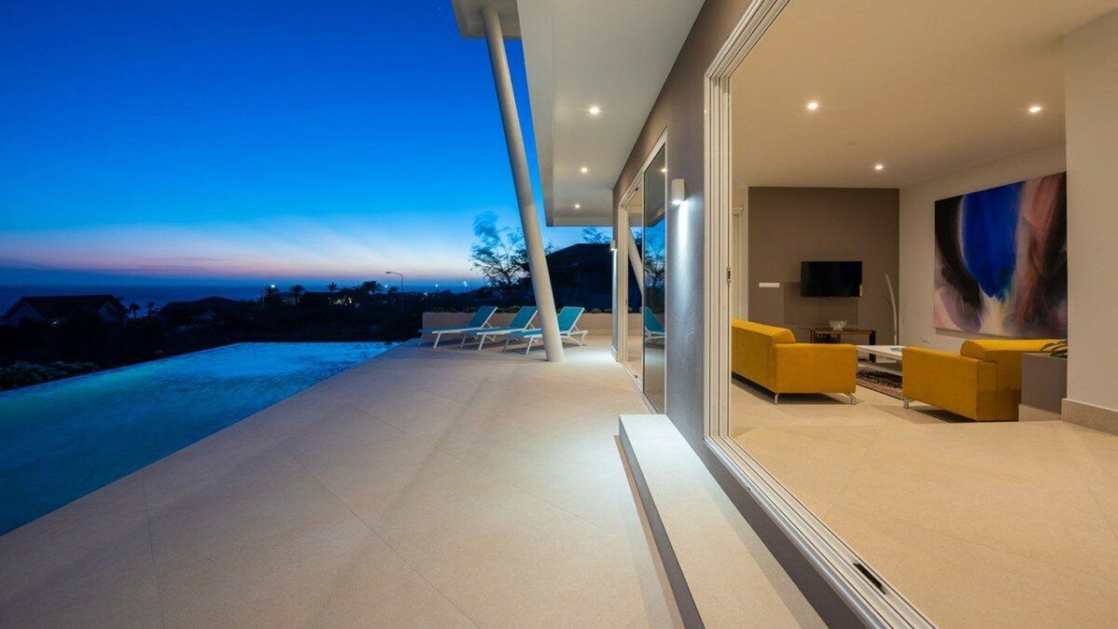 Coral Estate Rif St Marie Curacao: House For Sale With Pool And Sea View Villa in Sint Willibrordus, Curaçao, Curaçao 1 - 14383584