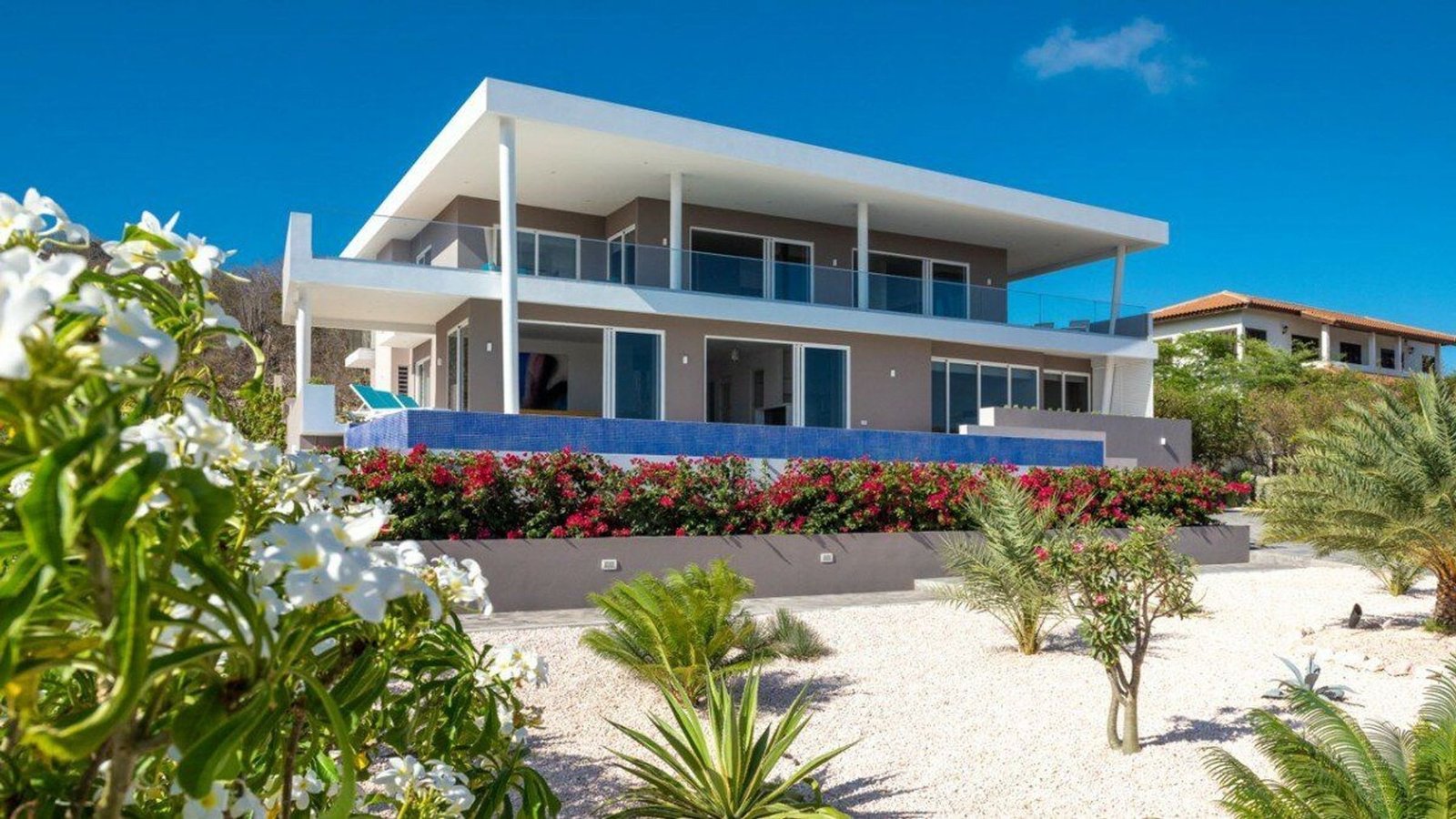 Coral Estate Rif St Marie Curacao: House For Sale With Pool And Sea View Villa in Sint Willibrordus, Curaçao, Curaçao 1 - 14383584