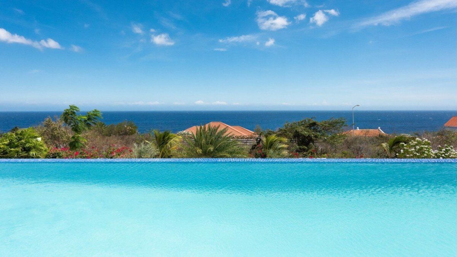 Coral Estate Rif St Marie Curacao: House For Sale With Pool And Sea View Villa in Sint Willibrordus, Curaçao, Curaçao 1 - 14383584