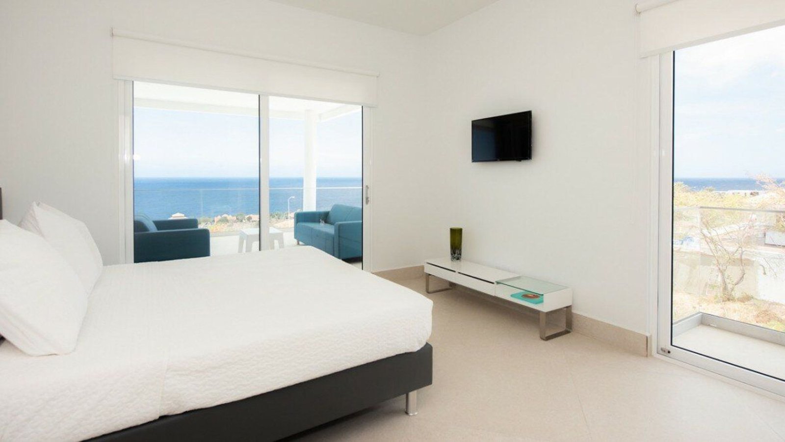 Coral Estate Rif St Marie Curacao: House For Sale With Pool And Sea View Villa in Sint Willibrordus, Curaçao, Curaçao 1 - 14383584