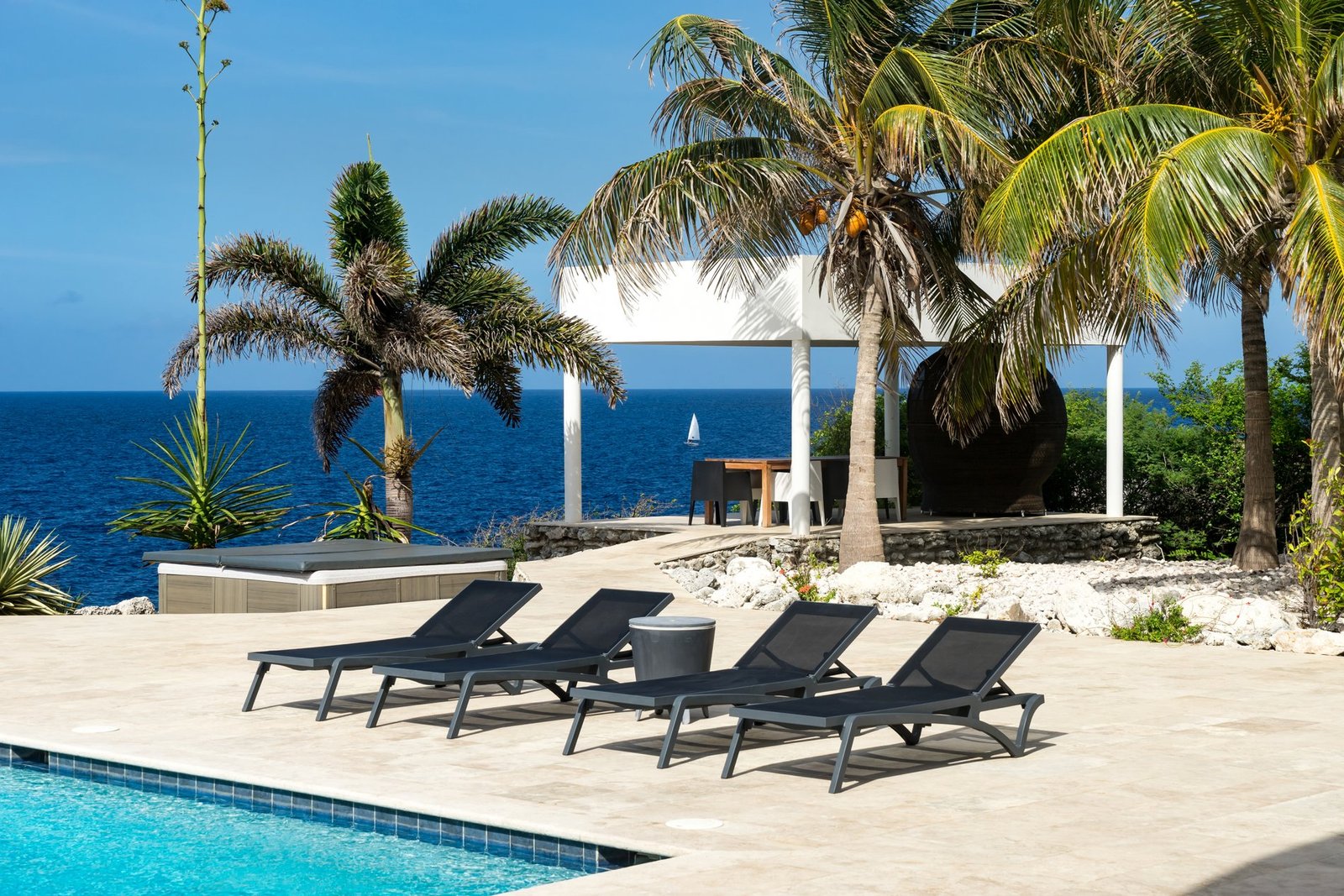Coral Estate Curacao: House For Sale Directly On The Caribbean Sea Villa in Sint Willibrordus, Curaçao, Curaçao 1 - 14383587