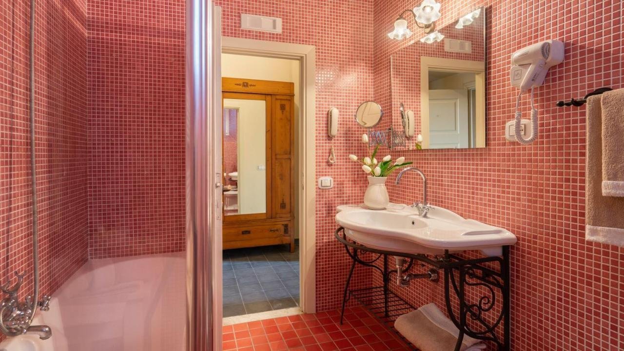 Villa Leopolda: An Icon Of Luxury And Investment In The Heart Of Tuscany Villa in Tuscany, Italy 1 - 15185126