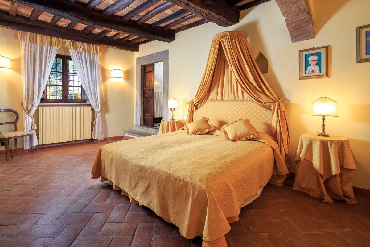 Villa in Tuscany, Italy 1 - 15881198