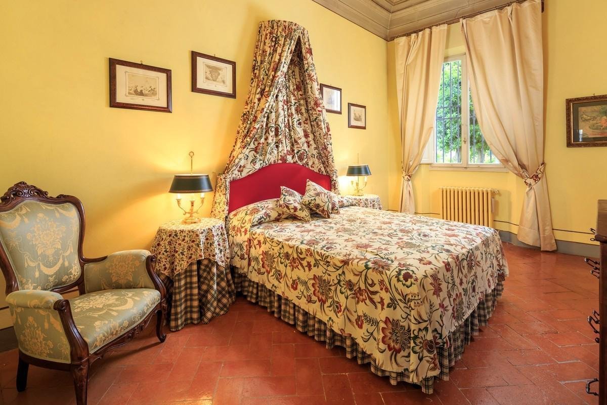 Villa in Tuscany, Italy 1 - 15881198