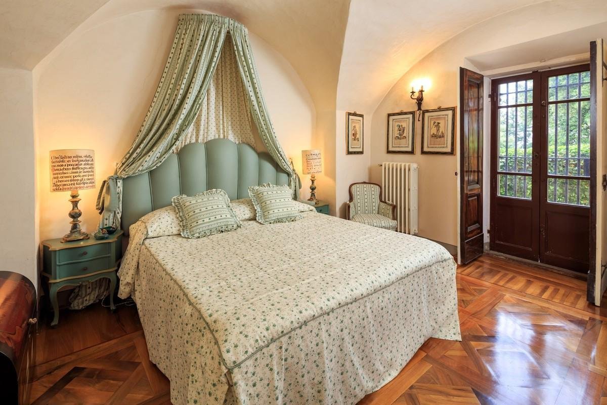 Villa in Tuscany, Italy 1 - 15881198